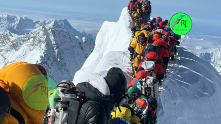 Chaos at Mount Everest: The Dangers of High Altitude Traffic Jams